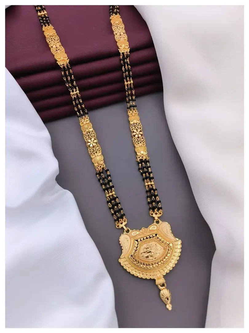 Elegant Mangal Sutras for Women